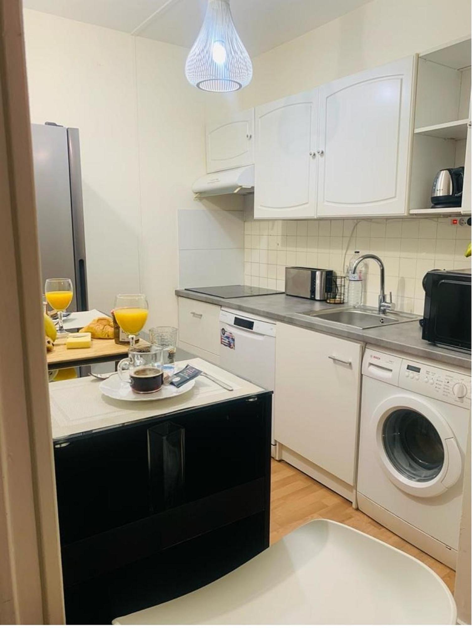 Appartement Calme Et Chaleureux Proche De Paris Courbevoie Extérieur photo